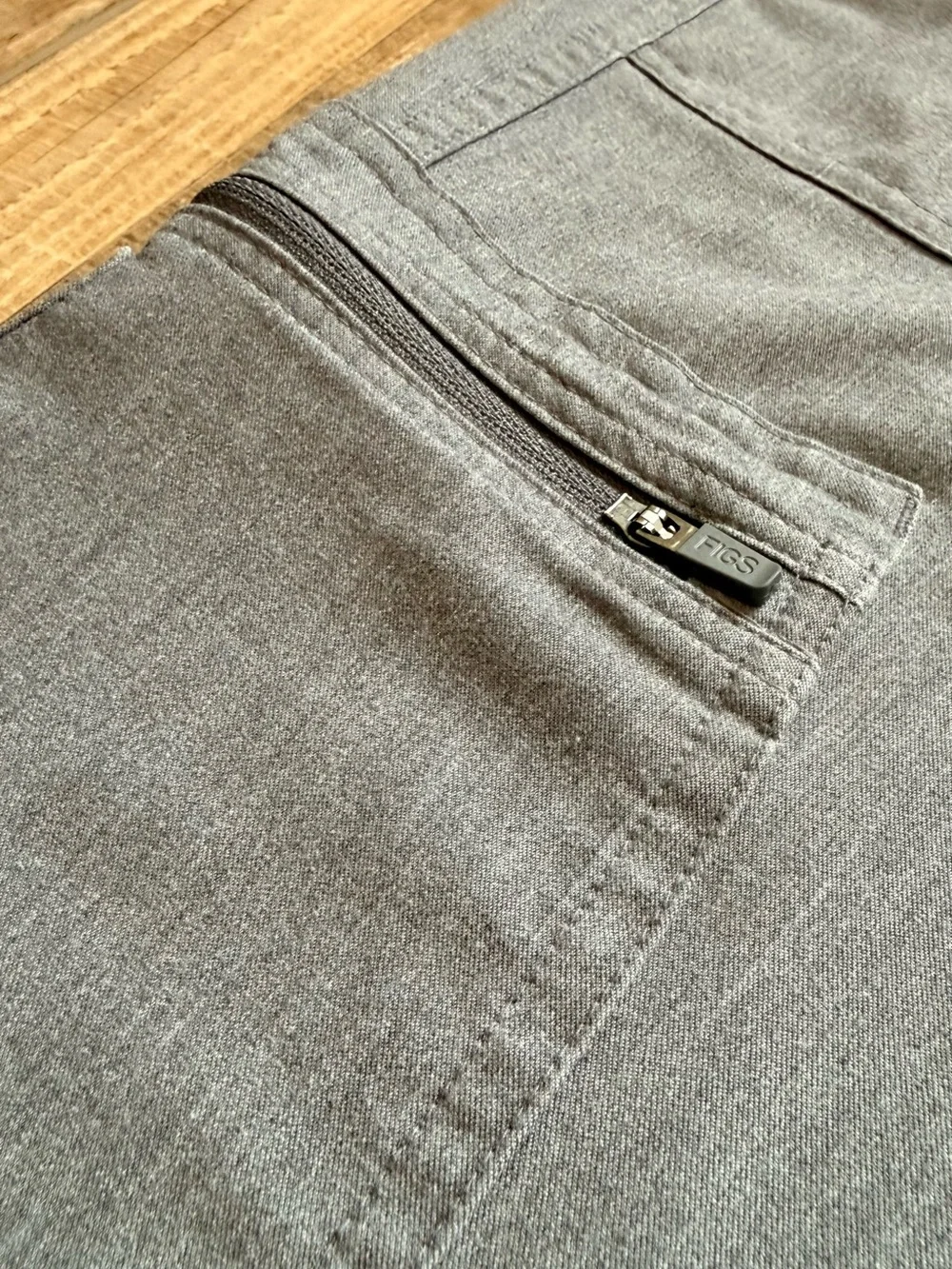 FIGS - Cairo Cargo Scrub Pants - XL - Heather Gray